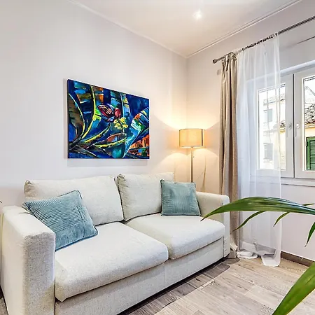 Apartament Malena *