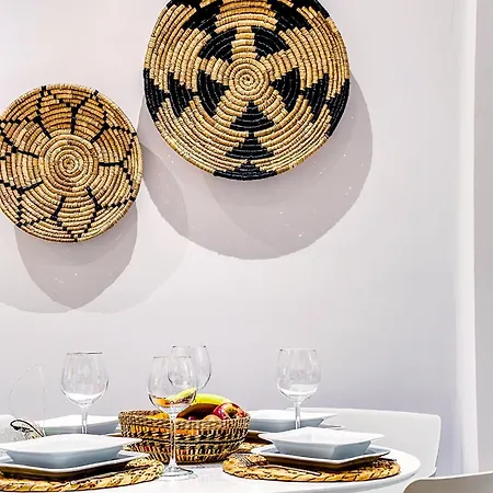 Malena * Corfu (city)